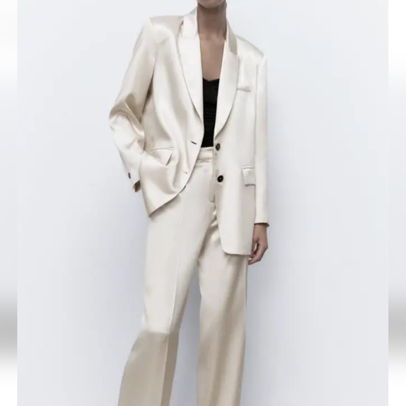ZARA Oversized Satin Effect Blazer  Cream Size XS S M - Picture 9 of 9